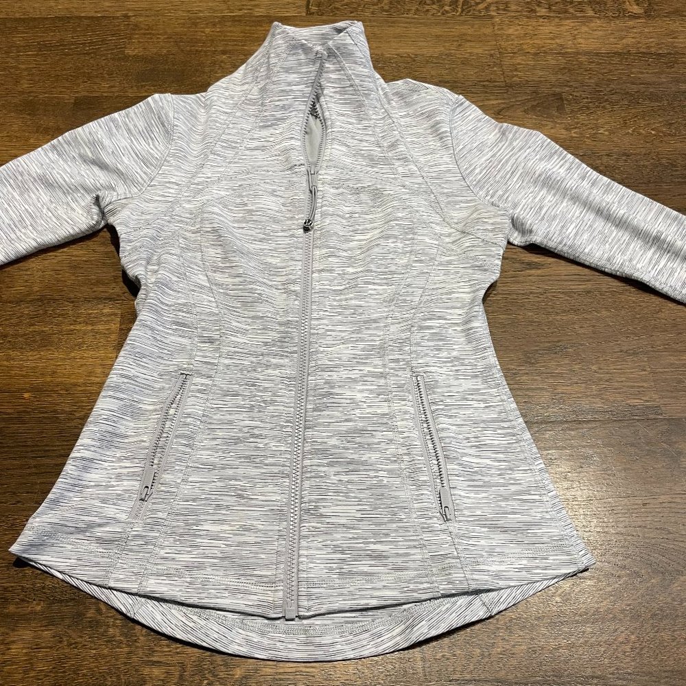 Lululemon Jacket - Size 6